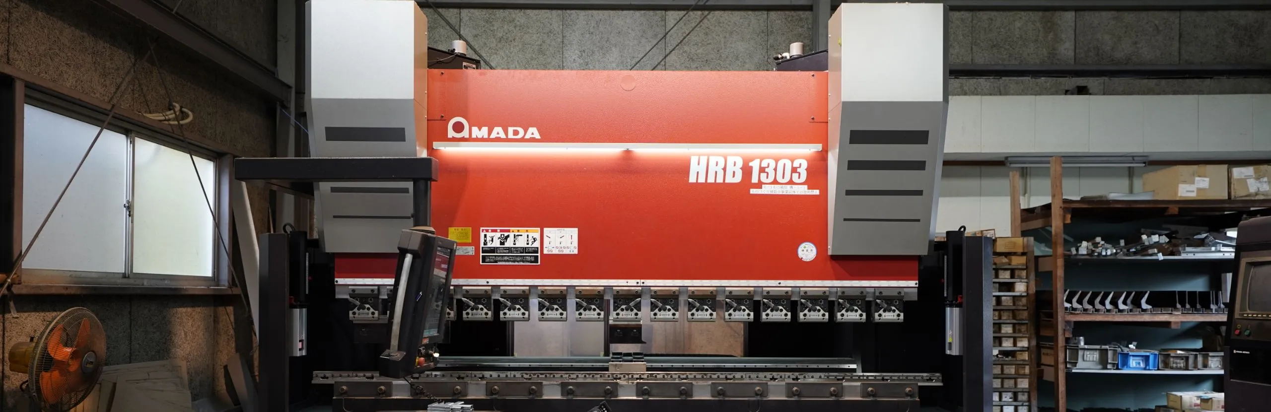 精密薄物板金加工・スチール製作金物